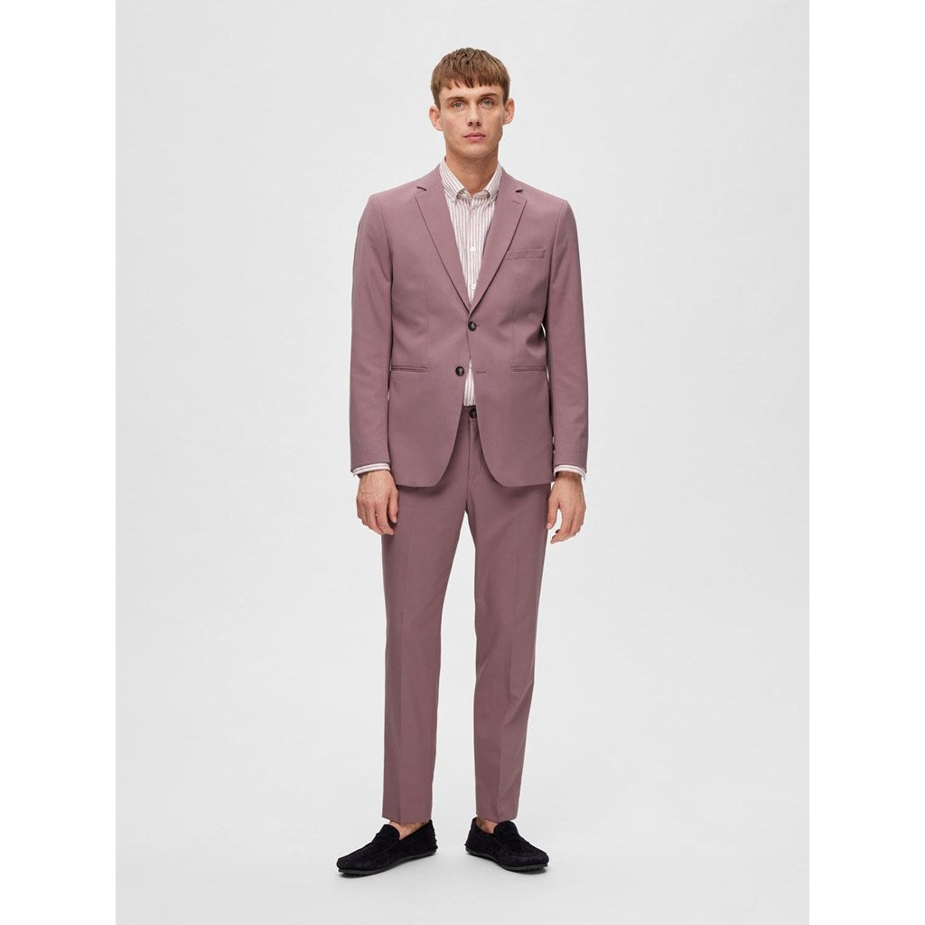 Μοντέρνο Slim Fit Κουστούμι