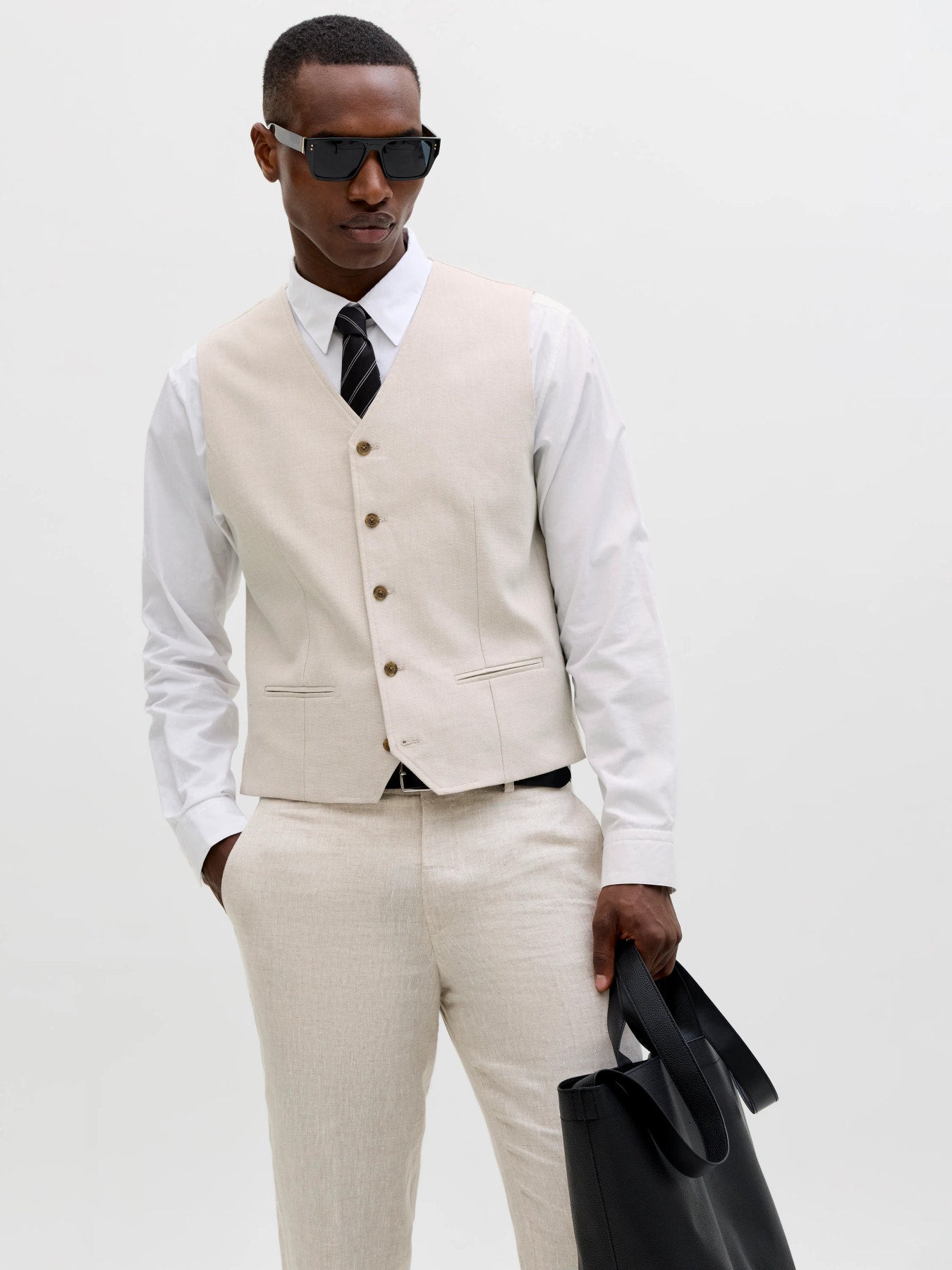 Λινό Κοστούμι Με Γιλέκο Slim Fit Premium