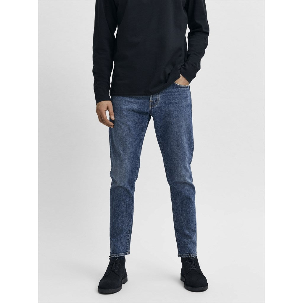 Slim Tapered Jean Selected