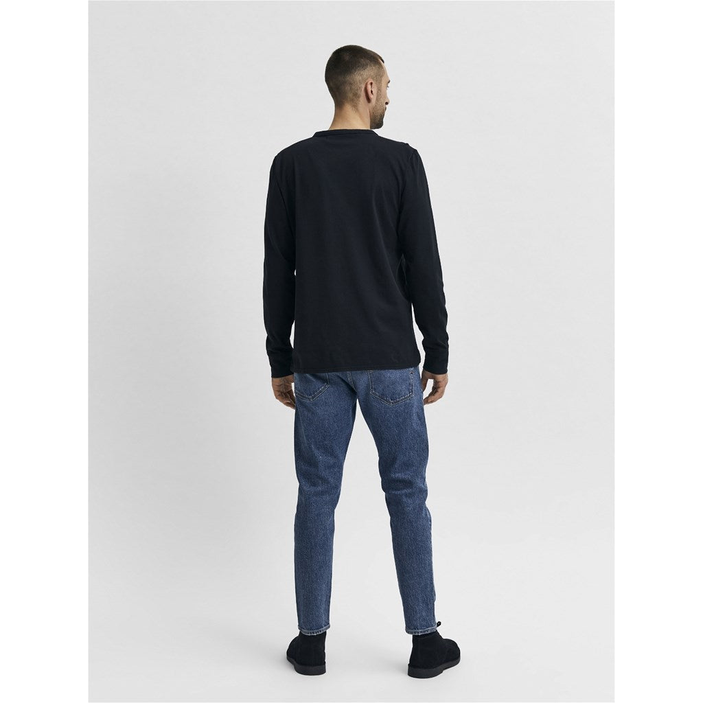 Slim Tapered Jean Selected