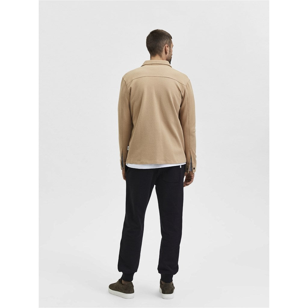 Minimal Overshirt Selected